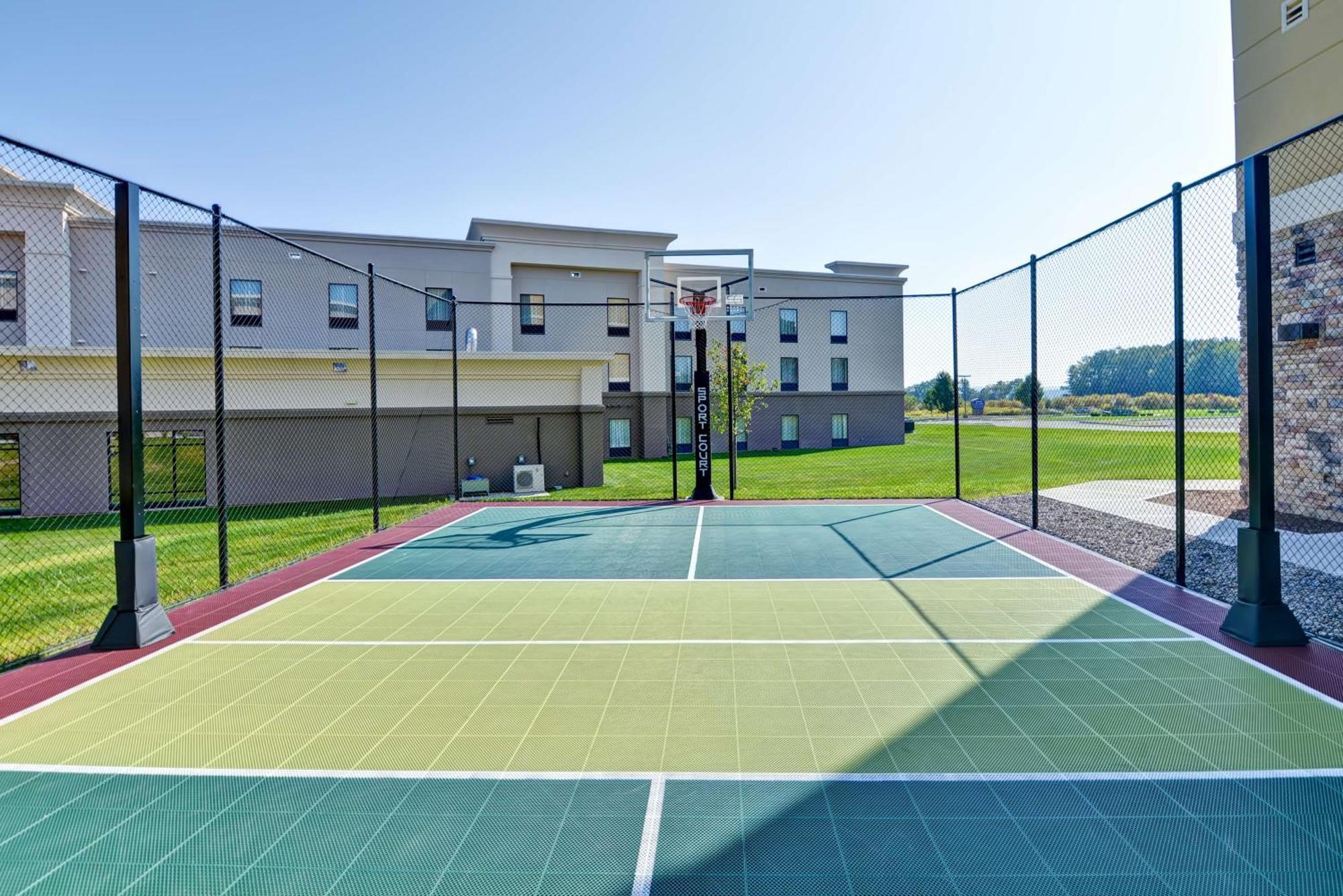 Homewood Suites By Hilton New Hartford Utica Clinton Екстер'єр фото